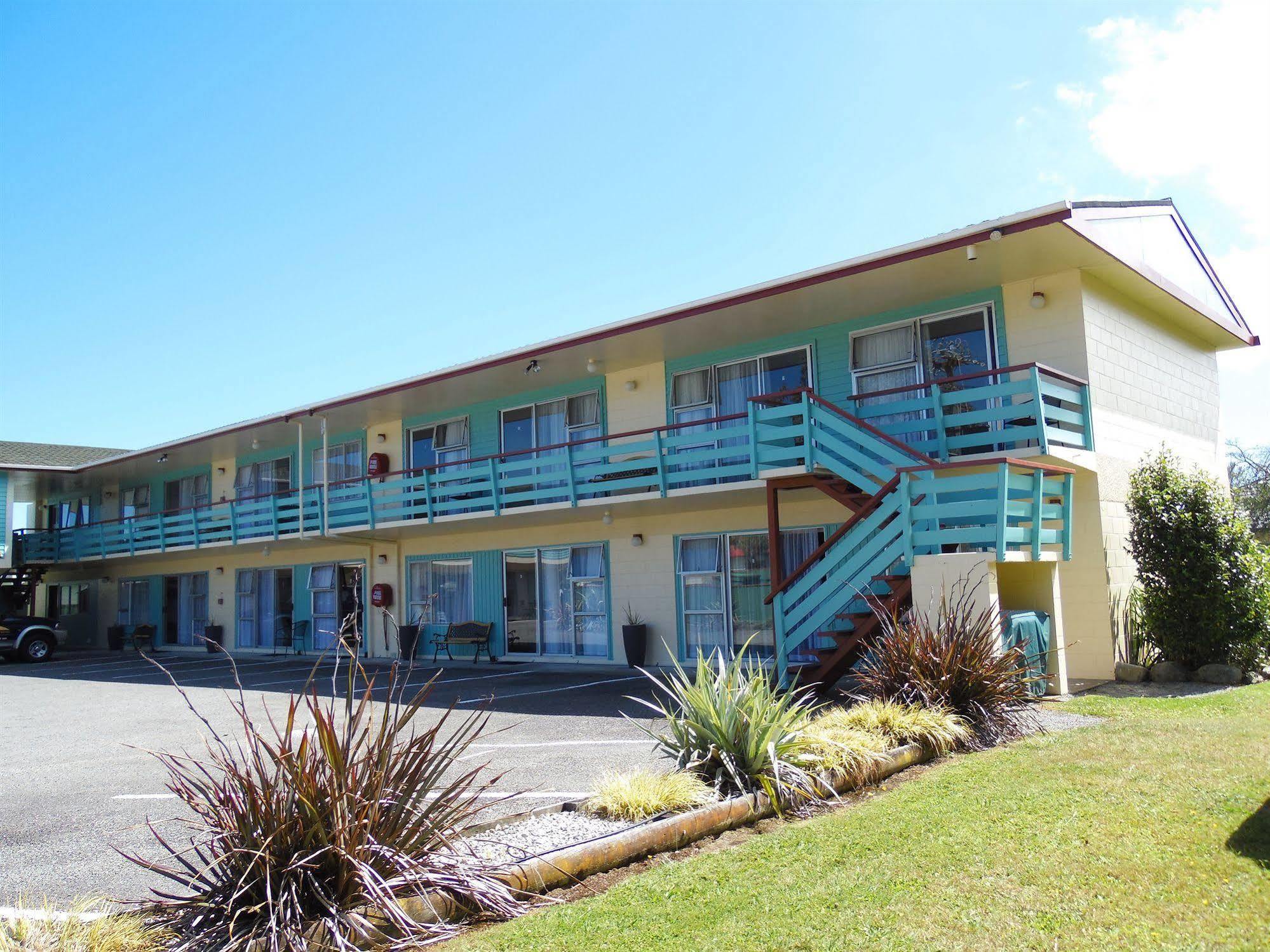 Kapiti Gateway Motel Waikanae Exterior photo